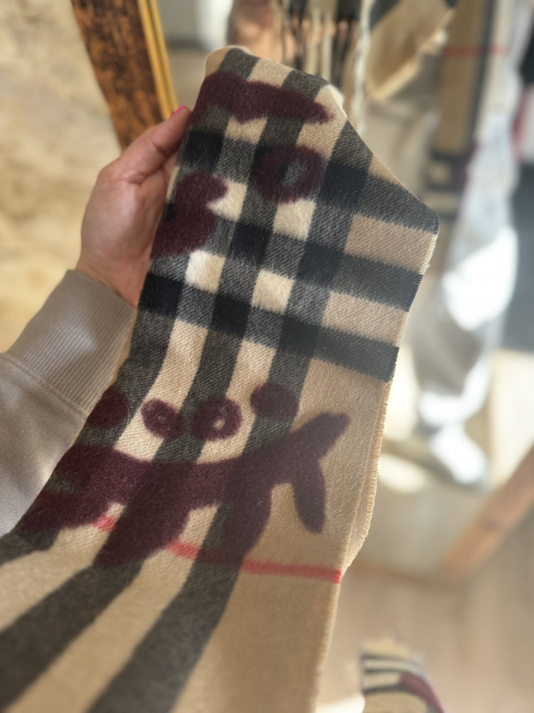 BURBERRY | 100% Cashmere Scarf