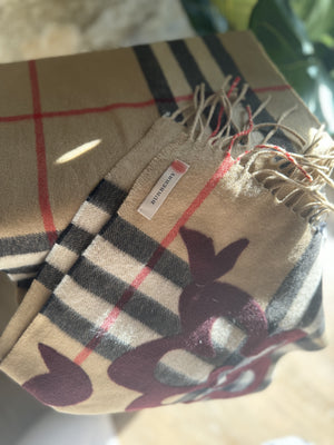 BURBERRY | 100% Cashmere Scarf