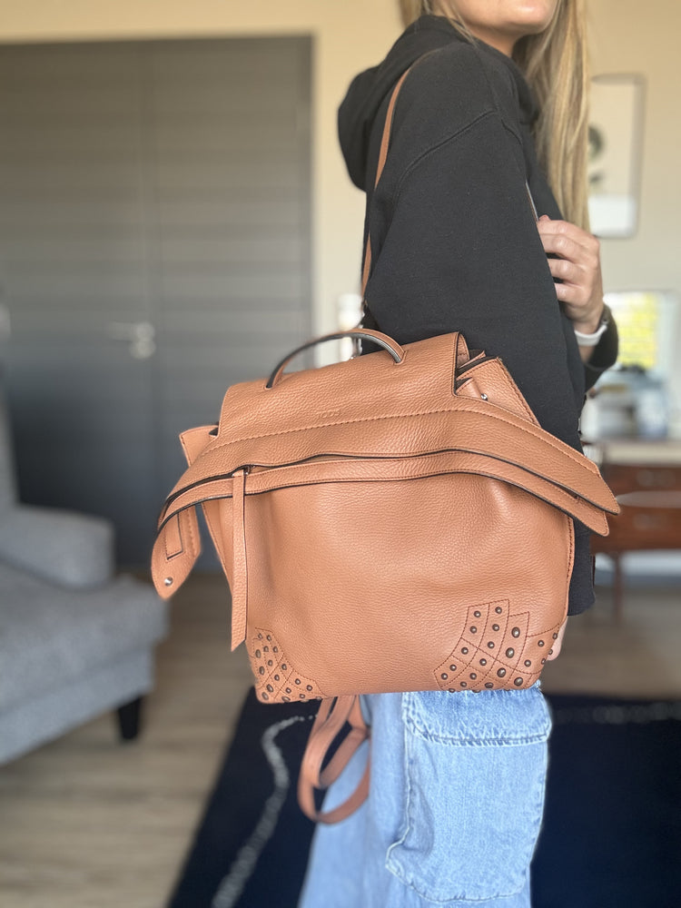 TOD'S| Wave Camel Leather Backpack / Handle Bag