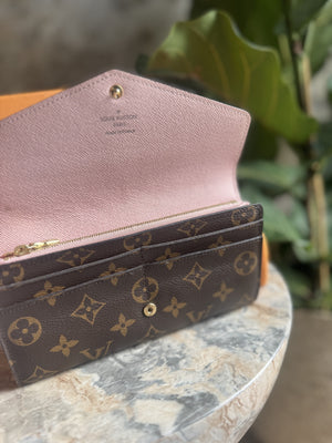 LOUIS VUITTON | Monogram Sarah Rose Purse