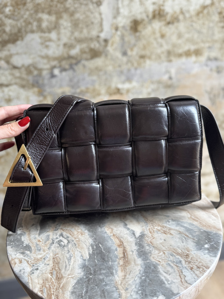 BOTTEGA VENETA | Padded Cassette  Bag| Chocolate