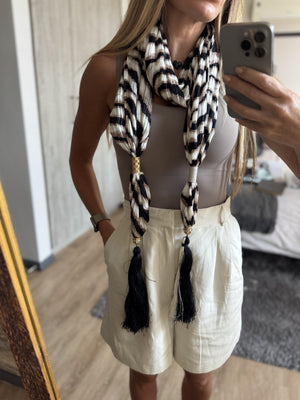 LOUIS VUITTON | Tassel Scarf